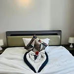 Greenlight Apartments
